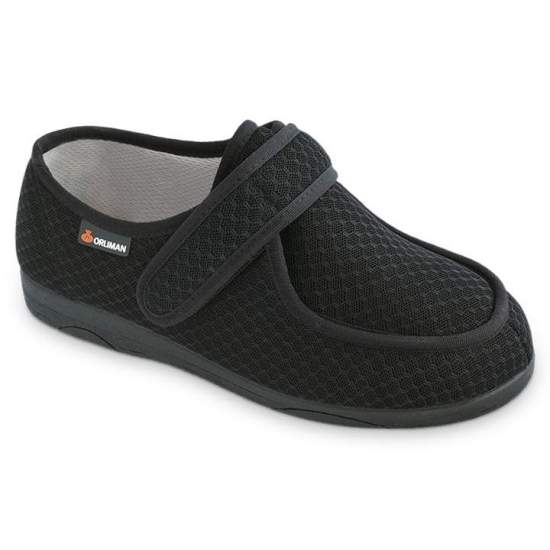 Therapeutic footwear -...