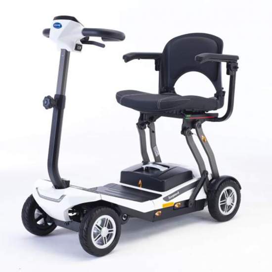 Scorpius Ein Roller mit...